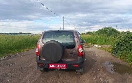 Chevrolet Niva I рестайлинг, 2018 год, 690 000 рублей, 6 фотография