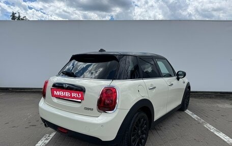 MINI Hatch, 2021 год, 2 250 000 рублей, 3 фотография