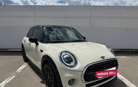 MINI Hatch, 2021 год, 2 250 000 рублей, 5 фотография