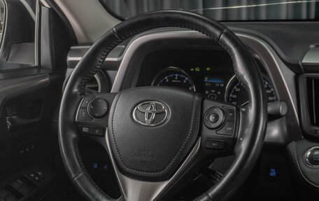 Toyota RAV4, 2017 год, 2 999 000 рублей, 23 фотография