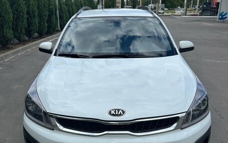 KIA Rio IV, 2018 год, 1 500 000 рублей, 2 фотография