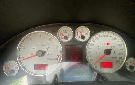 Audi A6, 2002 год, 550 000 рублей, 8 фотография