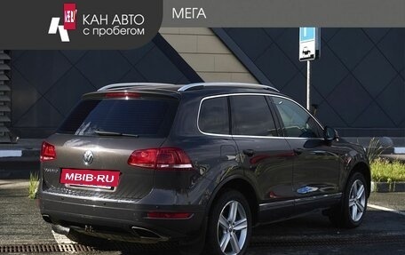 Volkswagen Touareg III, 2012 год, 1 981 100 рублей, 2 фотография