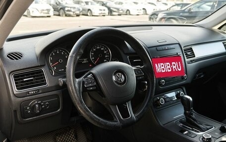 Volkswagen Touareg III, 2012 год, 1 981 100 рублей, 5 фотография