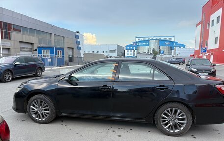 Toyota Camry, 2017 год, 1 500 000 рублей, 4 фотография