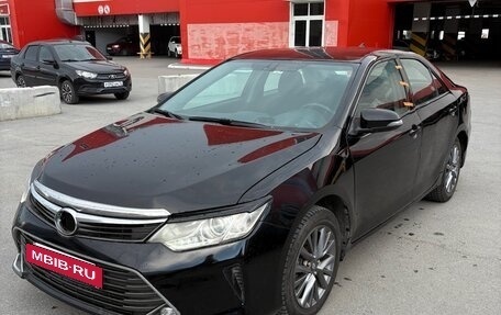 Toyota Camry, 2017 год, 1 500 000 рублей, 3 фотография