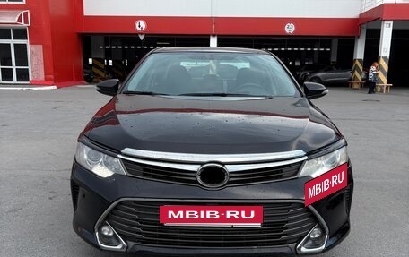 Toyota Camry, 2017 год, 1 500 000 рублей, 2 фотография