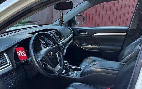 Toyota Highlander III, 2014 год, 2 780 000 рублей, 4 фотография