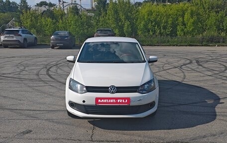 Volkswagen Polo VI (EU Market), 2013 год, 600 000 рублей, 7 фотография