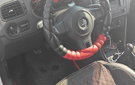 Volkswagen Polo VI (EU Market), 2013 год, 600 000 рублей, 14 фотография