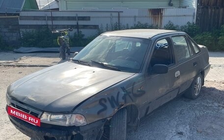 Daewoo Nexia I рестайлинг, 2000 год, 60 000 рублей, 2 фотография