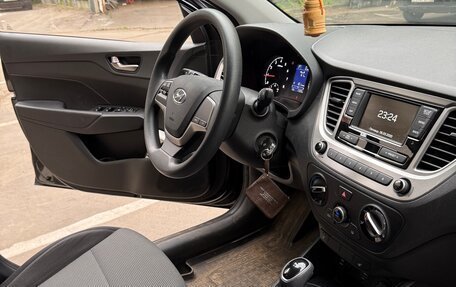 Hyundai Solaris II рестайлинг, 2019 год, 1 650 000 рублей, 6 фотография