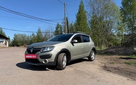 Renault Sandero II рестайлинг, 2018 год, 1 200 000 рублей, 2 фотография