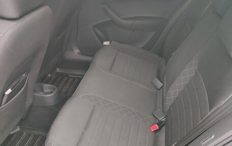 Skoda Rapid I, 2018 год, 1 420 000 рублей, 6 фотография