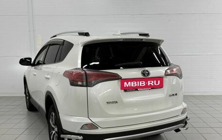 Toyota RAV4, 2016 год, 1 900 000 рублей, 9 фотография