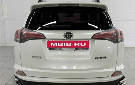 Toyota RAV4, 2016 год, 1 900 000 рублей, 8 фотография