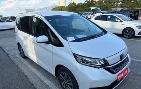Honda Freed II, 2022 год, 1 500 000 рублей, 4 фотография