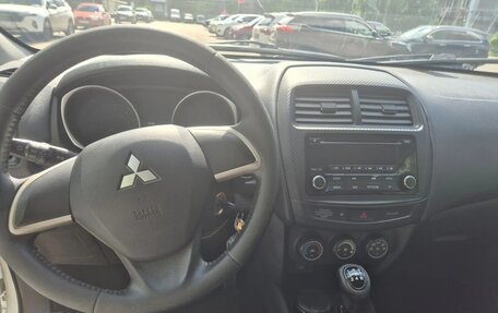 Mitsubishi ASX I рестайлинг, 2014 год, 1 200 000 рублей, 8 фотография