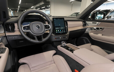 Volvo XC90 II рестайлинг, 2025 год, 10 000 000 рублей, 7 фотография