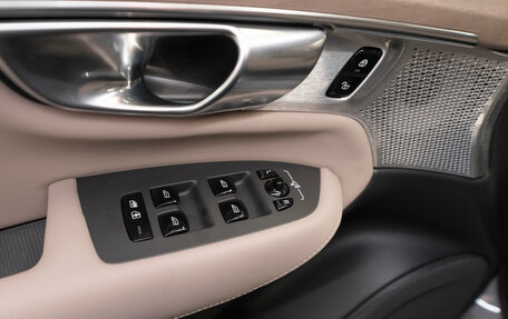 Volvo XC90 II рестайлинг, 2025 год, 10 000 000 рублей, 19 фотография