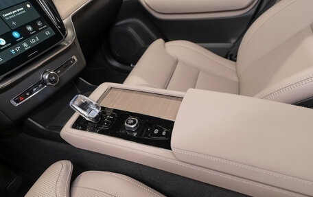 Volvo XC90 II рестайлинг, 2025 год, 10 000 000 рублей, 21 фотография