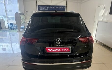 Volkswagen Tiguan II, 2021 год, 3 319 000 рублей, 6 фотография
