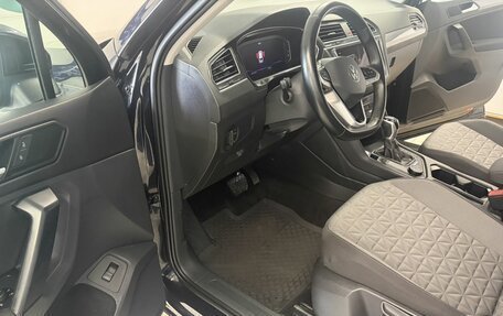 Volkswagen Tiguan II, 2021 год, 3 319 000 рублей, 11 фотография