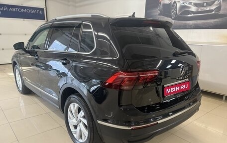 Volkswagen Tiguan II, 2021 год, 3 319 000 рублей, 5 фотография