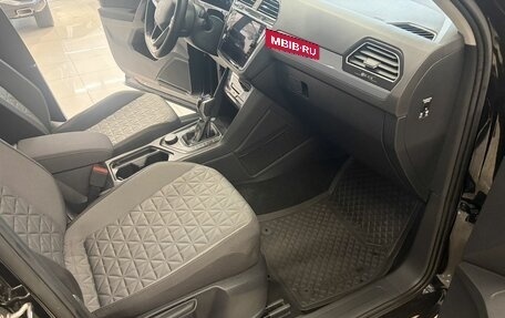 Volkswagen Tiguan II, 2021 год, 3 319 000 рублей, 16 фотография