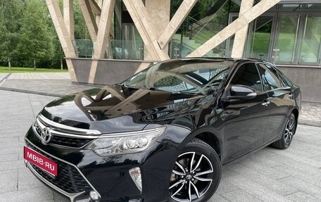 Toyota Camry, 2017 год, 2 270 000 рублей, 1 фотография