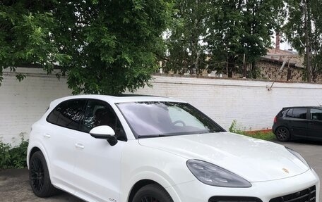 Porsche Cayenne III, 2021 год, 9 800 000 рублей, 2 фотография
