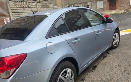 Chevrolet Cruze II, 2011 год, 750 000 рублей, 3 фотография