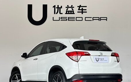 Honda Vezel, 2022 год, 1 400 000 рублей, 6 фотография