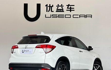 Honda Vezel, 2022 год, 1 400 000 рублей, 4 фотография