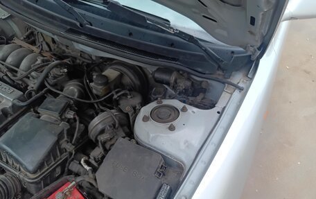Mazda 626, 1996 год, 250 000 рублей, 12 фотография