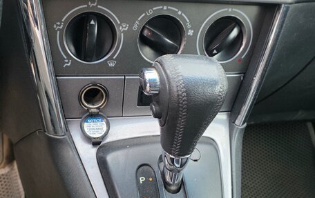 Toyota Matrix, 2004 год, 490 000 рублей, 6 фотография