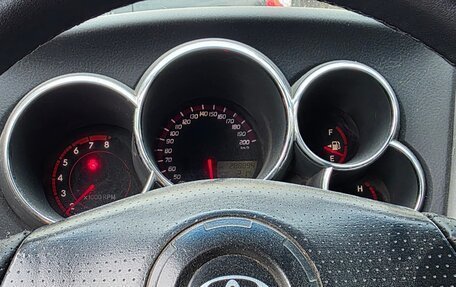 Toyota Matrix, 2004 год, 490 000 рублей, 4 фотография