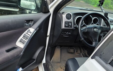 Toyota Matrix, 2004 год, 490 000 рублей, 8 фотография