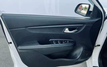 KIA Rio IV, 2018 год, 940 000 рублей, 21 фотография