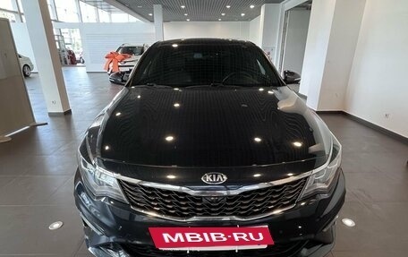 KIA Optima IV, 2018 год, 2 390 000 рублей, 8 фотография