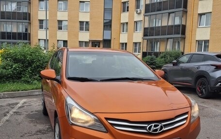 Hyundai Solaris II рестайлинг, 2015 год, 990 000 рублей, 8 фотография