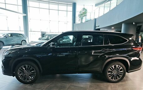 Toyota Highlander, 2025 год, 5 500 000 рублей, 4 фотография