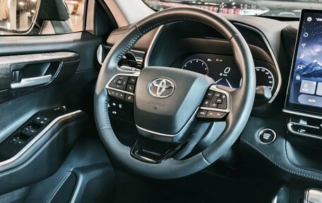 Toyota Highlander, 2025 год, 5 500 000 рублей, 18 фотография