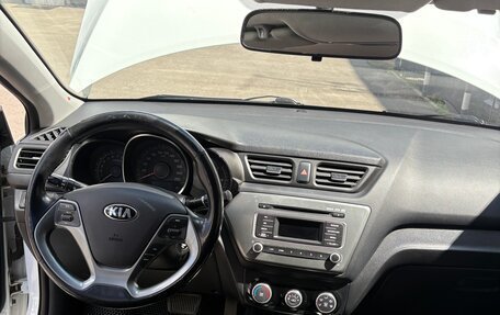 KIA Rio III рестайлинг, 2017 год, 1 060 000 рублей, 10 фотография