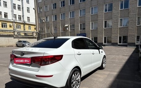 KIA Rio III рестайлинг, 2017 год, 1 060 000 рублей, 6 фотография