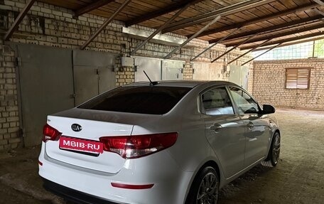 KIA Rio III рестайлинг, 2017 год, 1 060 000 рублей, 26 фотография