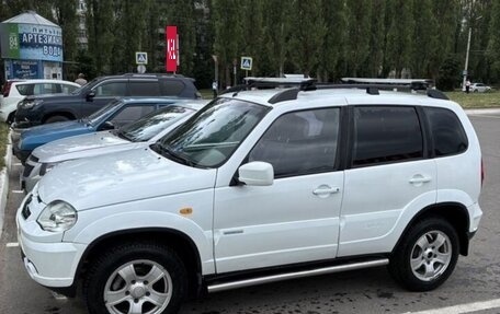 Chevrolet Niva I рестайлинг, 2011 год, 500 000 рублей, 11 фотография