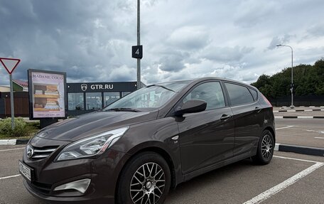 Hyundai Solaris II рестайлинг, 2016 год, 1 050 000 рублей, 13 фотография