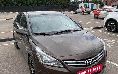 Hyundai Solaris II рестайлинг, 2016 год, 1 050 000 рублей, 8 фотография