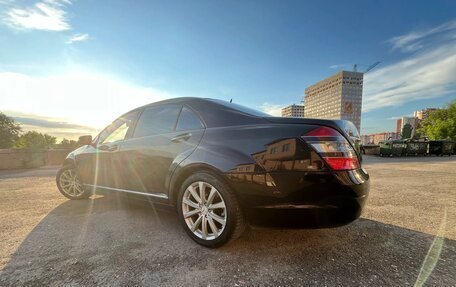 Mercedes-Benz S-Класс, 2007 год, 900 000 рублей, 3 фотография